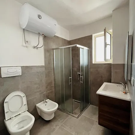 Lovely 2 Golem, Durres * Golem (Tirana)