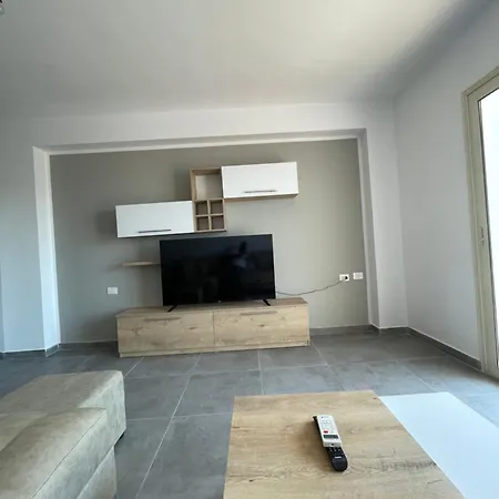Lovely 2 Golem, Durres Apartment *