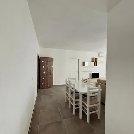 Lovely 2 Golem, Durres Golem (Tirana)